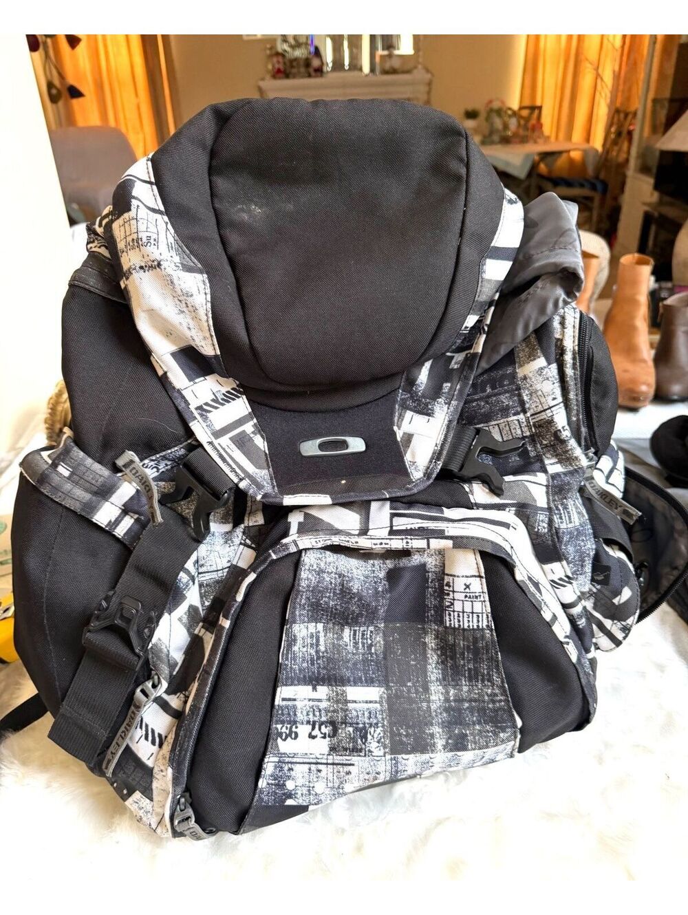 Oakley Black and White Patterned Backpack with Multiple Strp